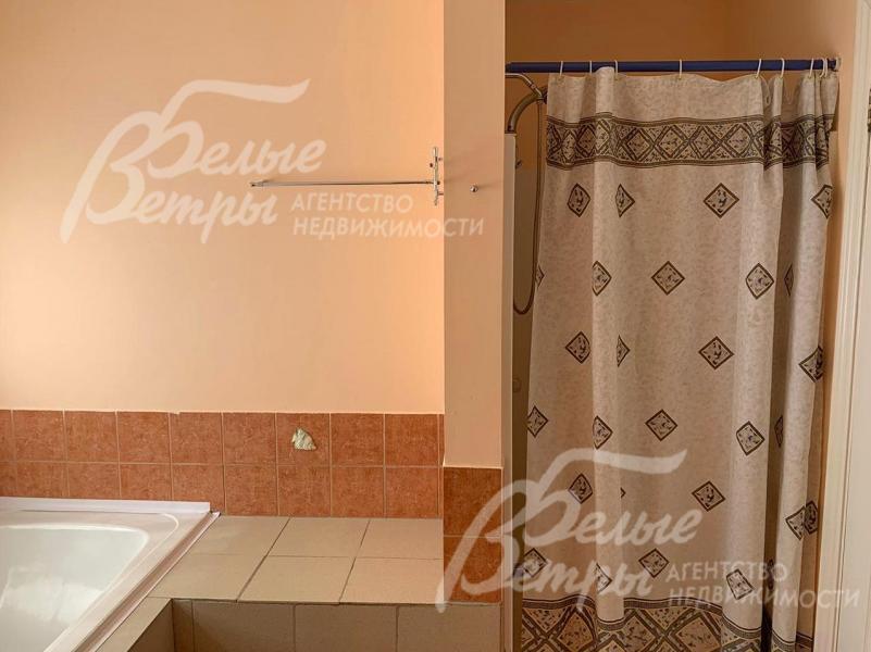 Санузел с ванной и душем