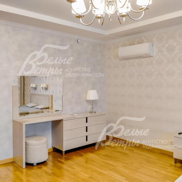 Туалетный столик в спальне