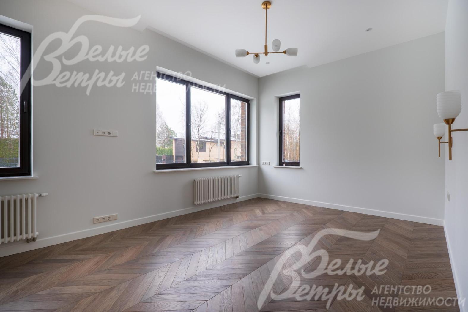 Гостевая спальня-кабинет на 1-ом этаже