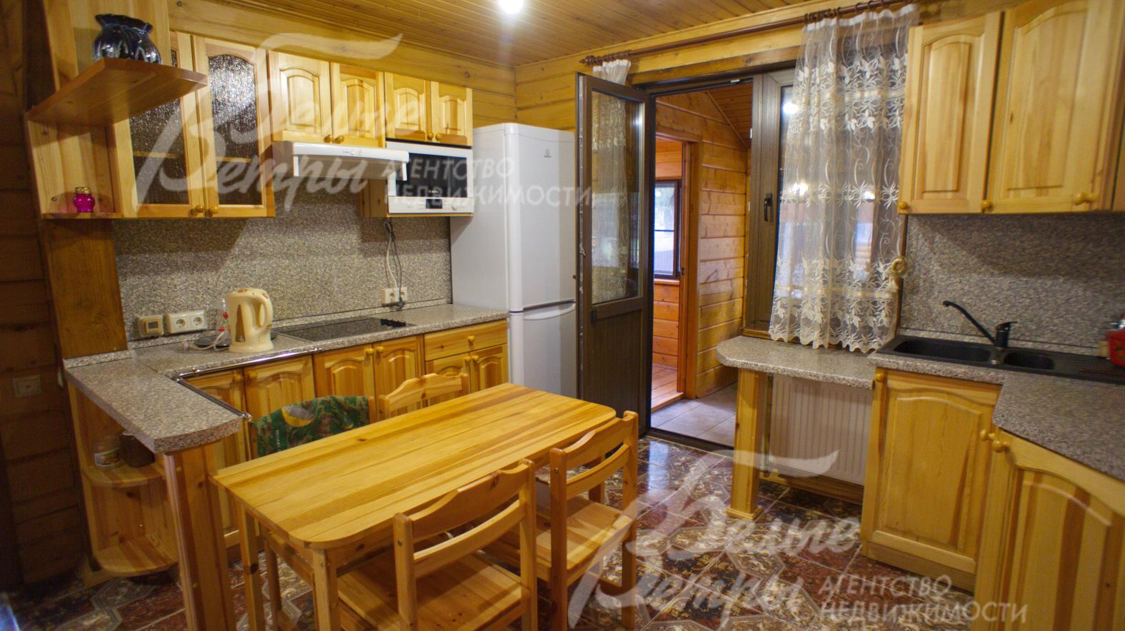 Кухня-гостиная в гостевом доме