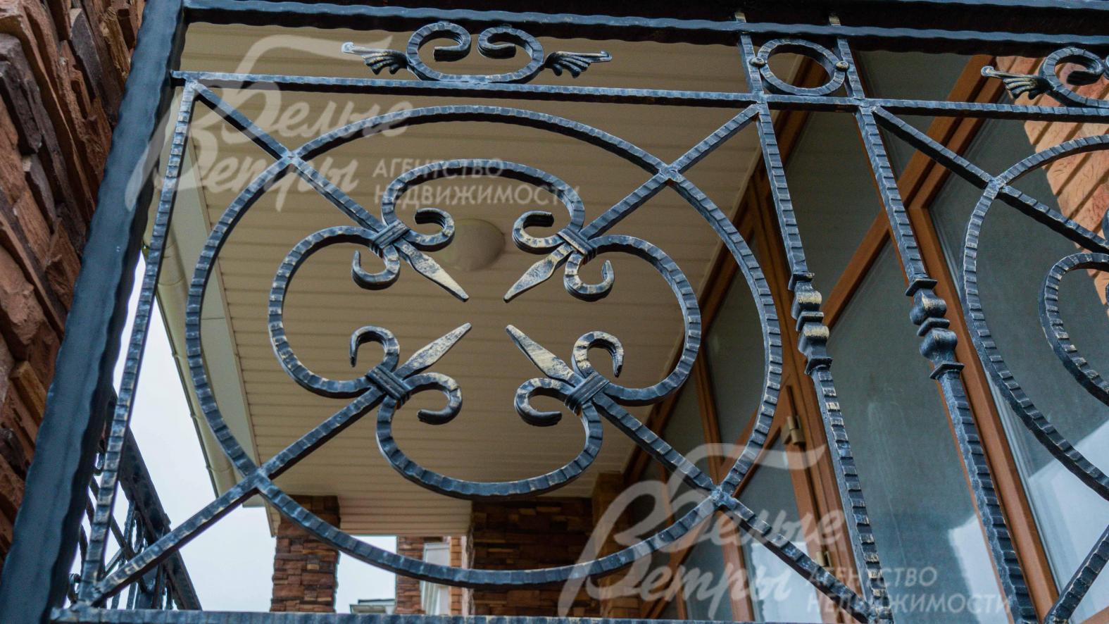 ограждения кованные металлические.