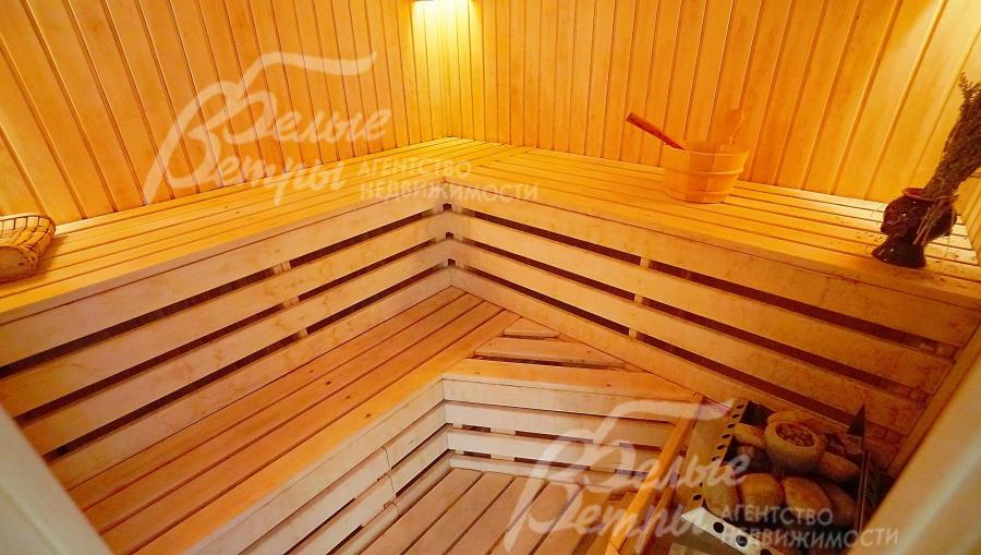 Сауна в зоне бассейна