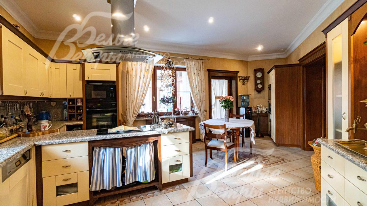 Кухня 27 кв.м